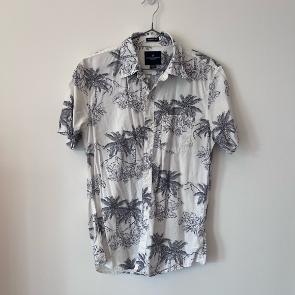 Beach Shirt - Picture 1 of 4